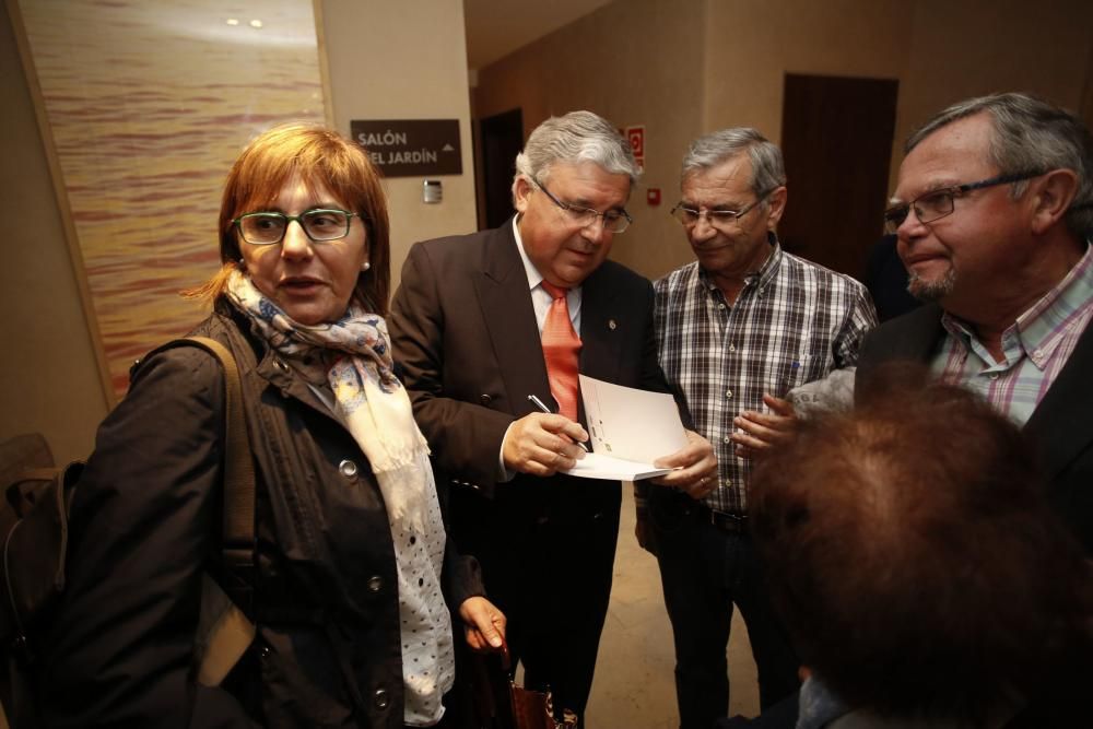 Presentación del libro "Ligunum Crucis y Avilés"