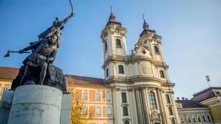 Descubre los rincones más encantadores de Hungría: desde la ciudad de Eger hasta el lago Balatón