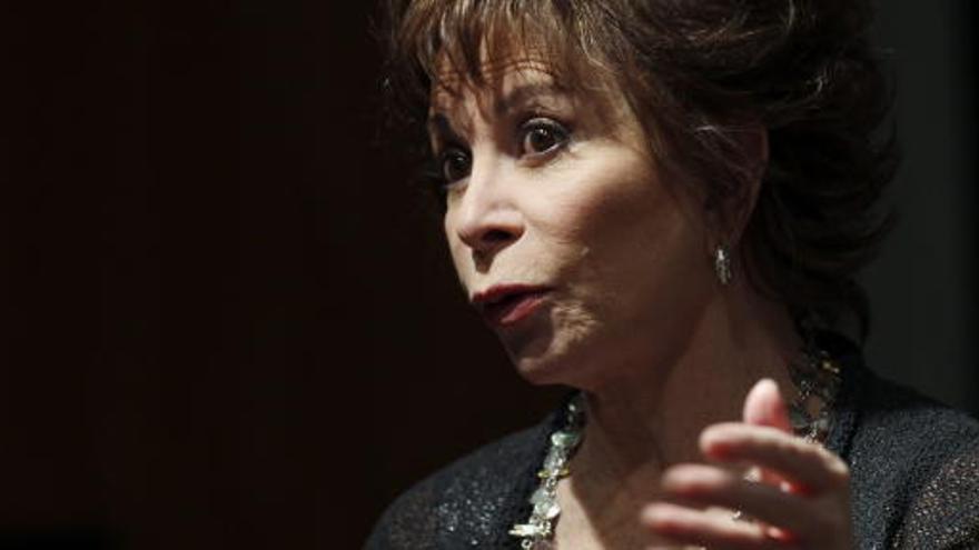 Isabel Allende es passa al crim