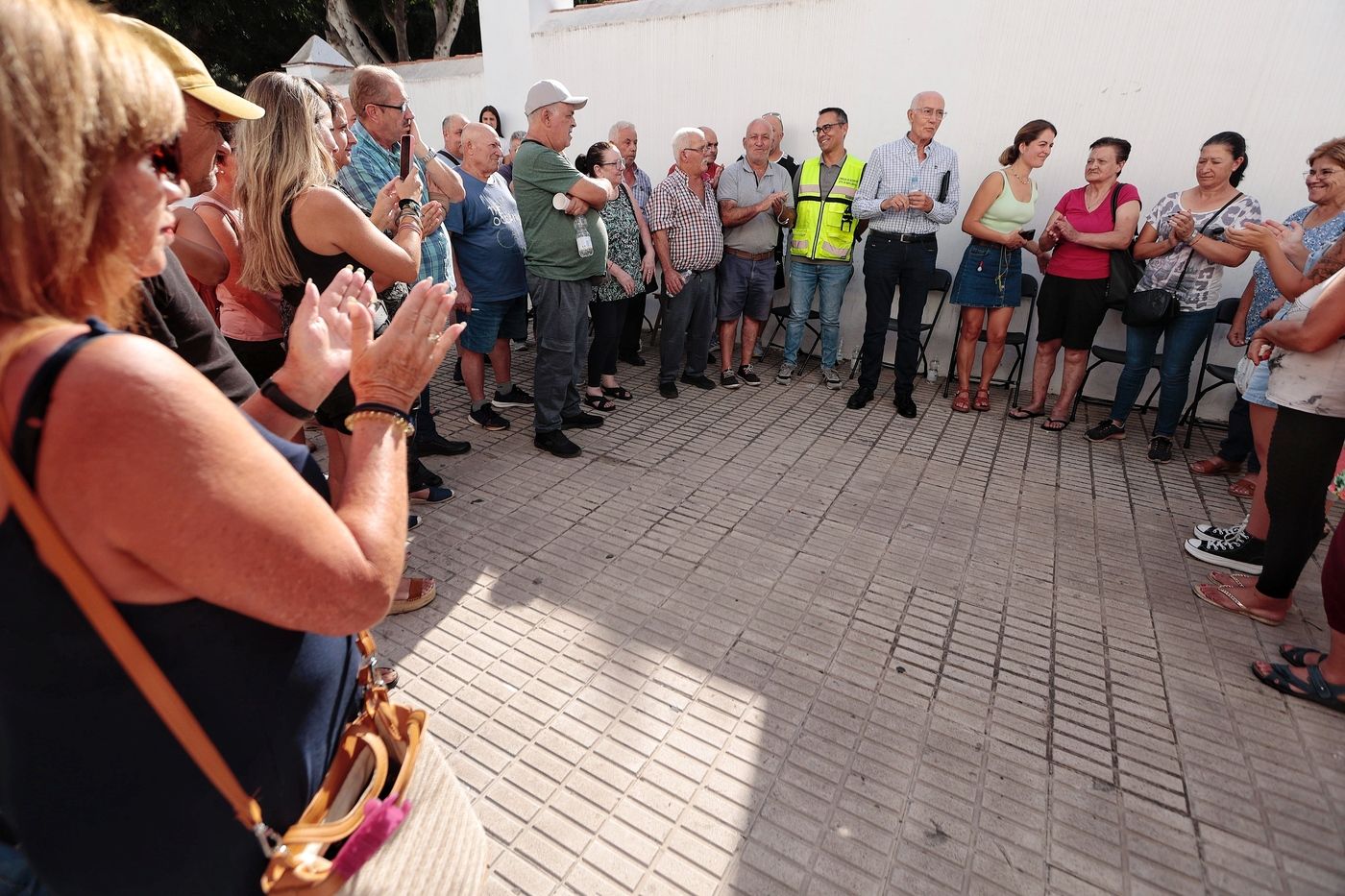Los desalojados por la reactivación del incendio de Tenerife regresan a sus casas