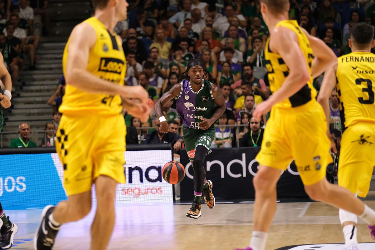 El Unicaja - Lenovo Tenerife de la Liga Endesa 23/24, en imágenes