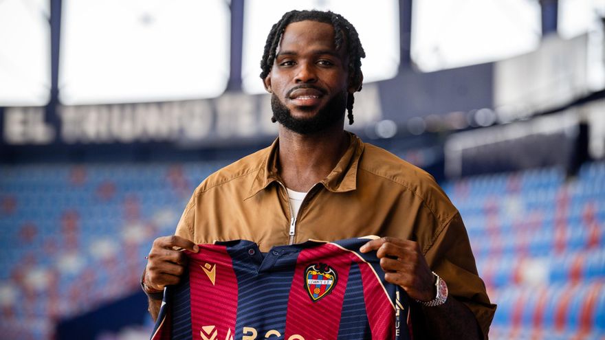 Oficial: Koyalipou, nuevo futbolista del Levante UD