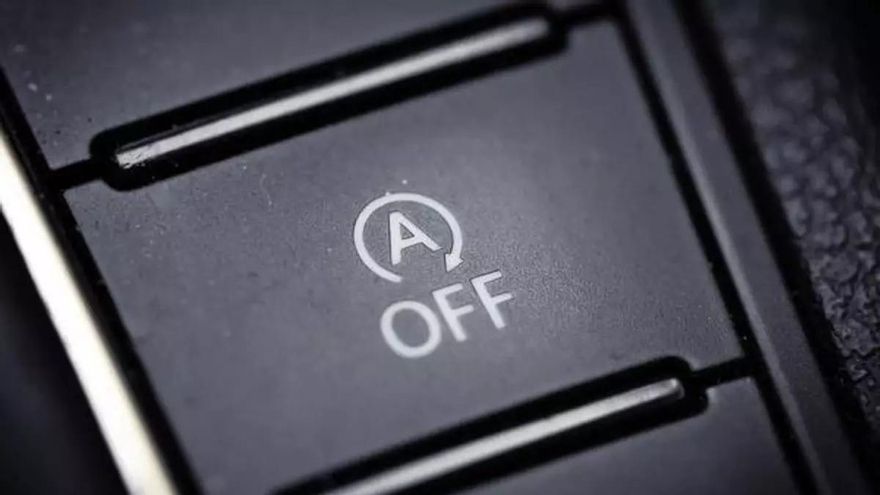 Un mecànic explica per què has de desactivar aquesta funció del cotxe
