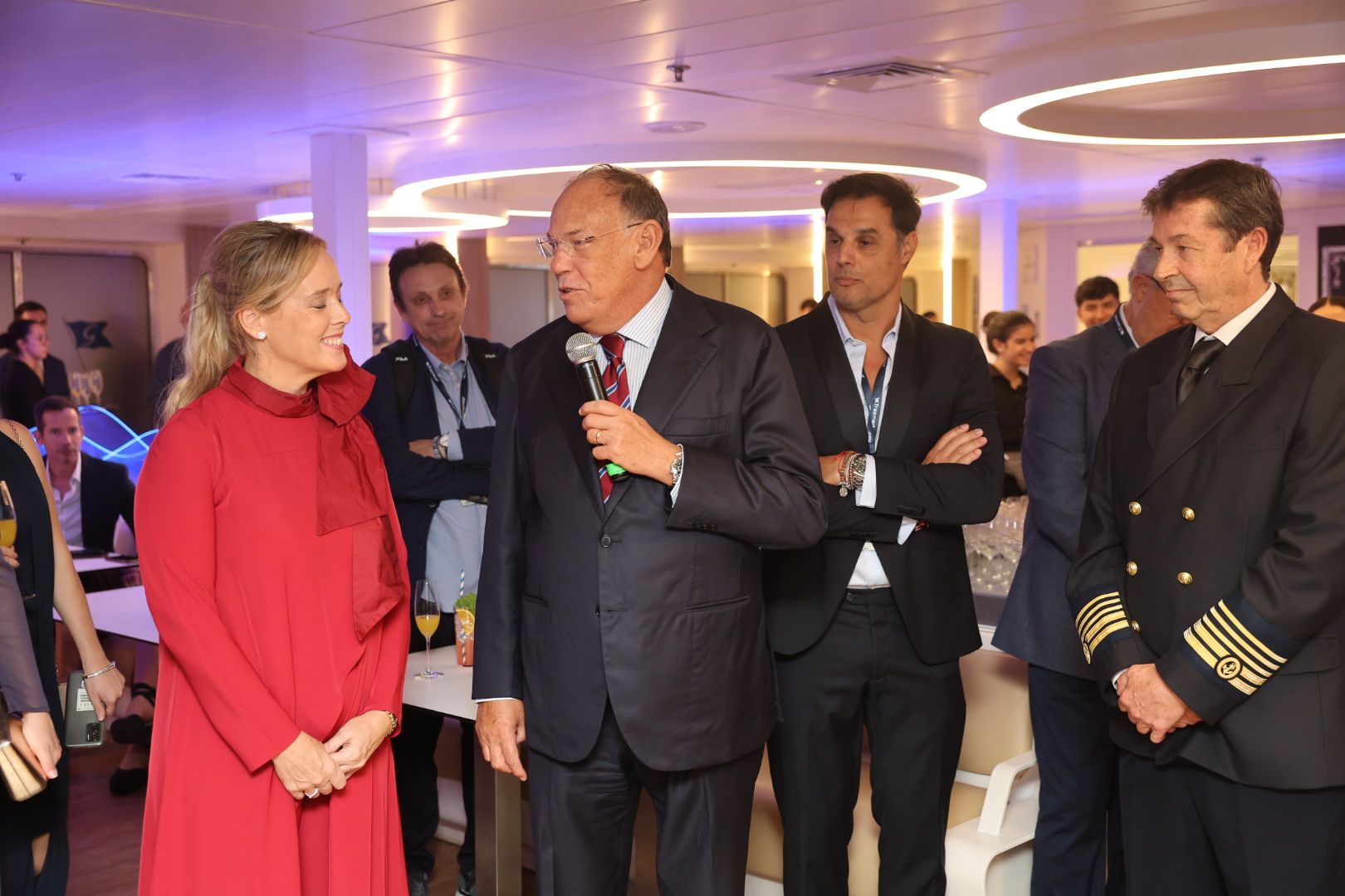 Las imágenes de la cena de gala en el Barco Fallero