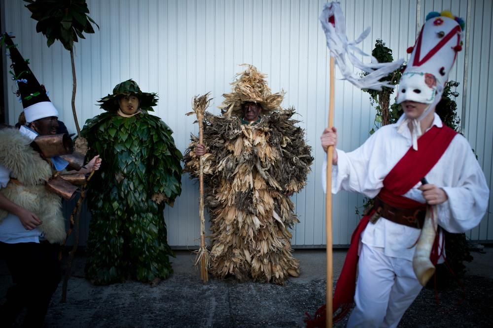 La sexta edición de la Mascarada Ibérica se presenta como antesala de la fiesta ourensana por excelencia con 42 agrupaciones de España, Portugal e Italia.