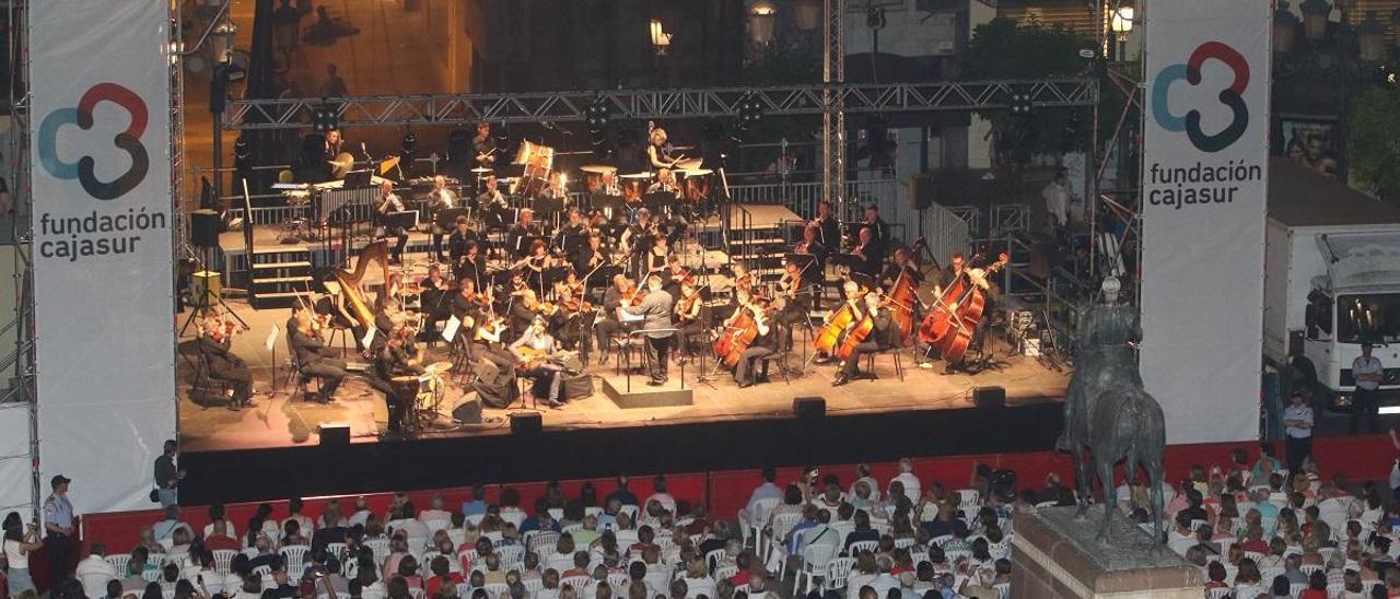 Noche Blanca del Flamenco: Concierto en Las Tendillas durante una edición pasada.