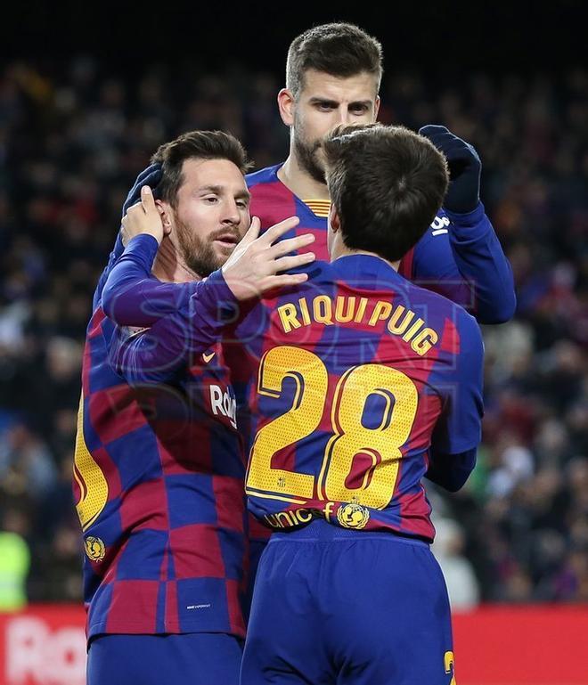 Las imágenes del partido entre el FC Barcelona y el Granada de LaLiga Santander disputado en el Camp Nou, Barcelona.