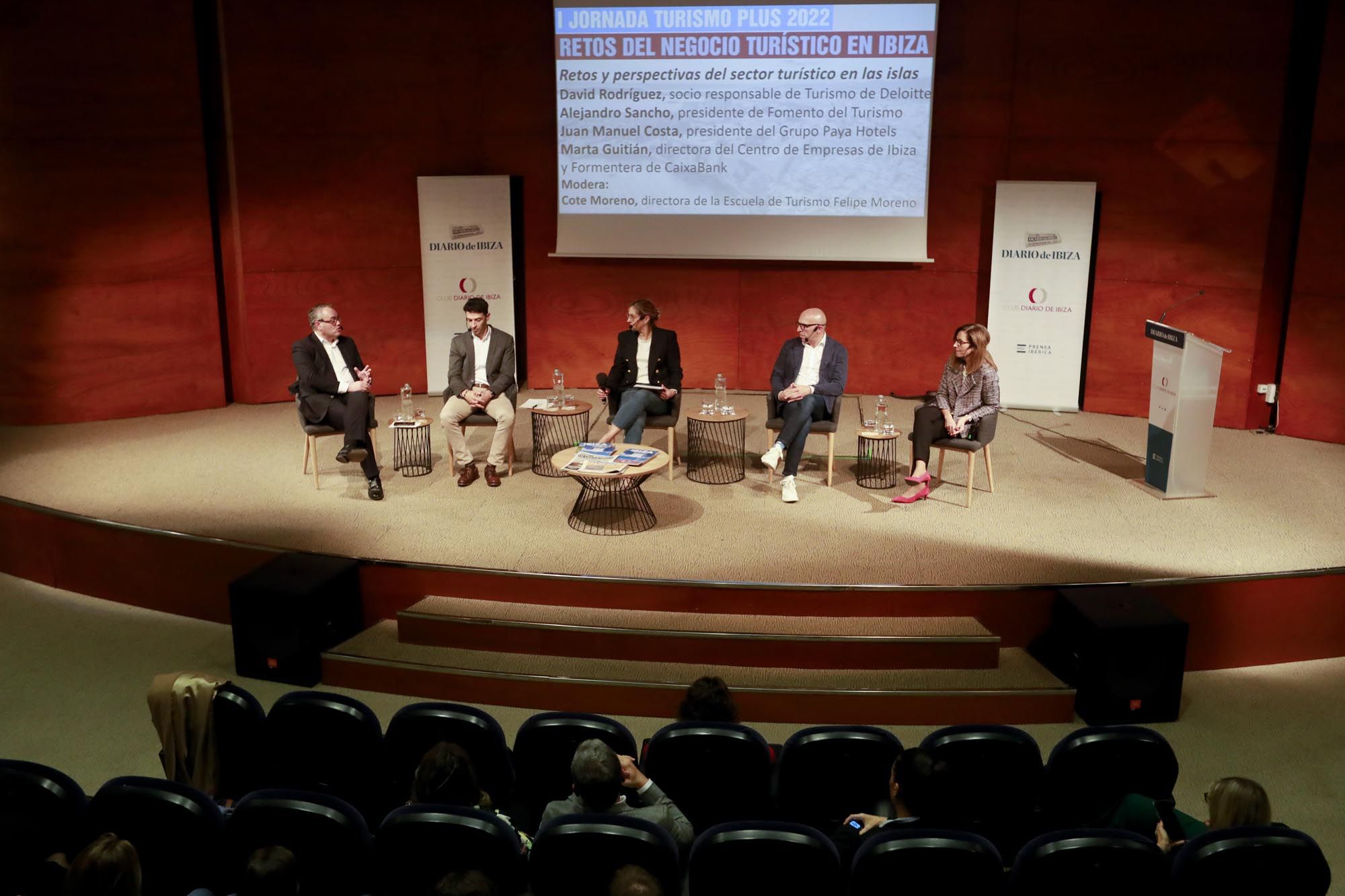 Foro de turismo en el Club Diario de Ibiza