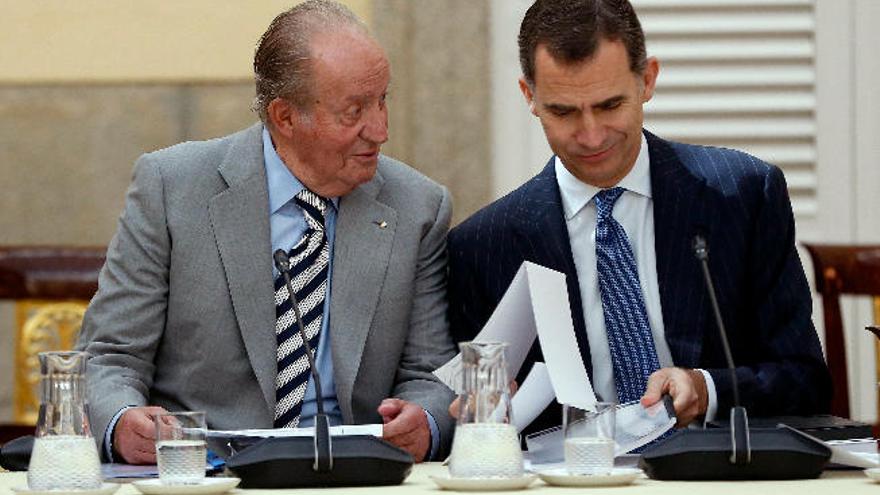 Felipe VI y don Juan Carlos vuelven a coincidir en un acto oficial