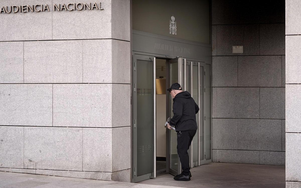 José Manuel Villarejo, a la llegada a la Audiencia Nacional donde se celebra el juicio a los Pujol.