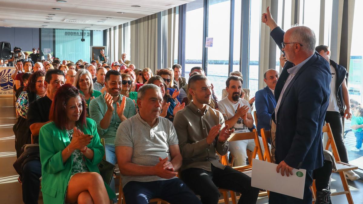 Acto de Renova Vilanova en la Estación Náutica de Vilanova.