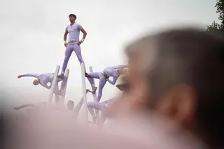 Las Danzas de los Acróbatas (II)