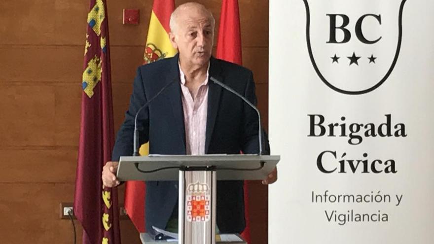 El concejal Roque Ortiz presentó ayer el balance del primer año de las brigadas cívicas.