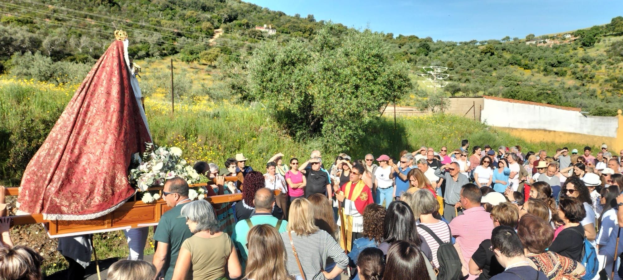 Así ha sido la Procesión de la Virgen del Campo de Aliseda