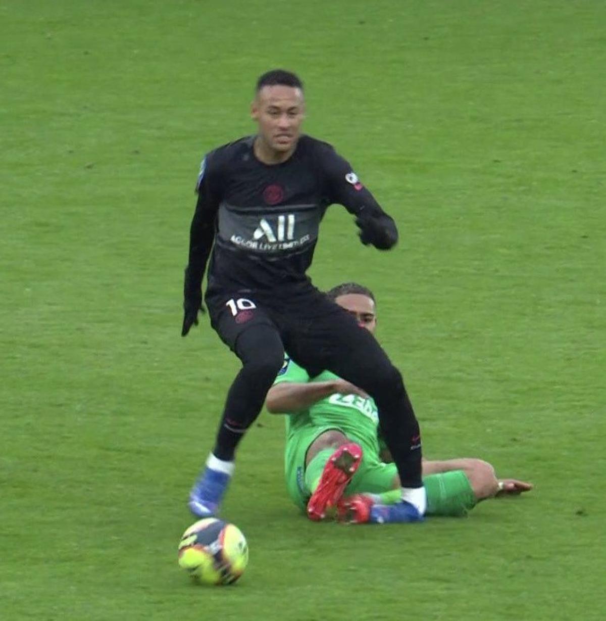 Dura lesión de Neymar: saltan las alarmas en el PSG