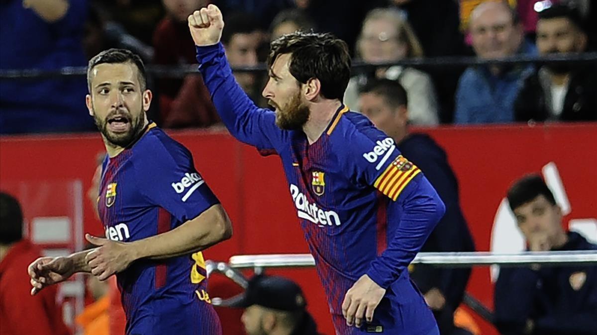 marcosl42735355 barcelona s argentinian forward lionel messi r celebrates 180401200304 marcosl42735355 barcelona s argentinian forward lionel messi r celebrates 180401200304