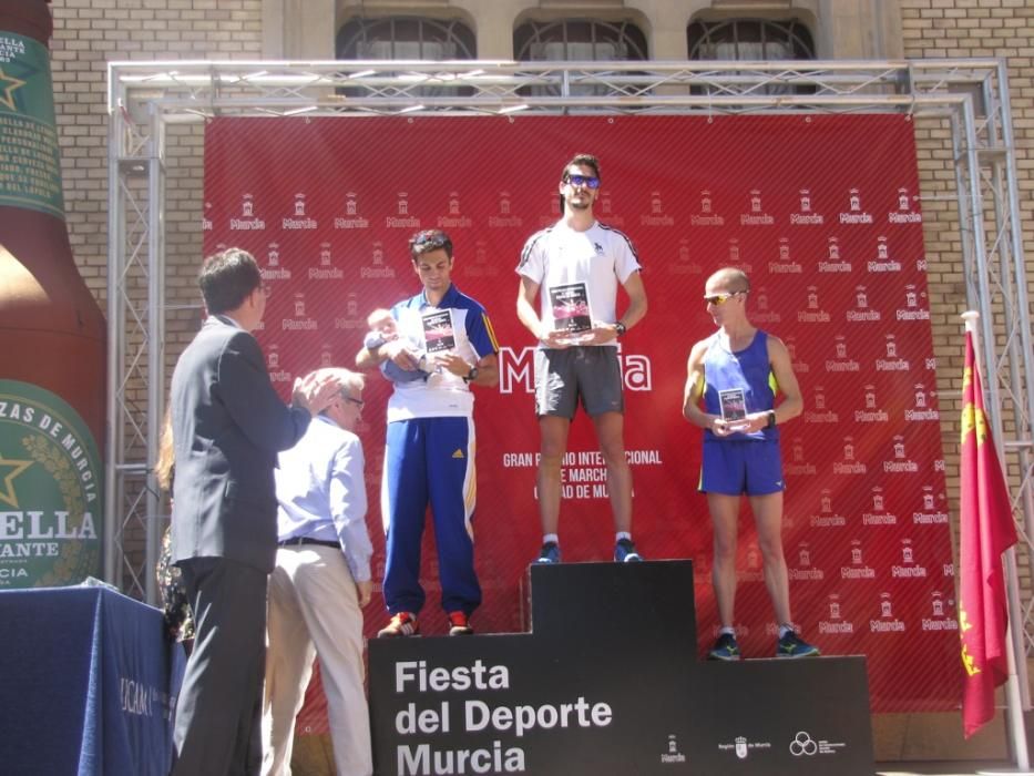 Entrega de premios en el Gran Premio de Marcha Ciudad de Murcia