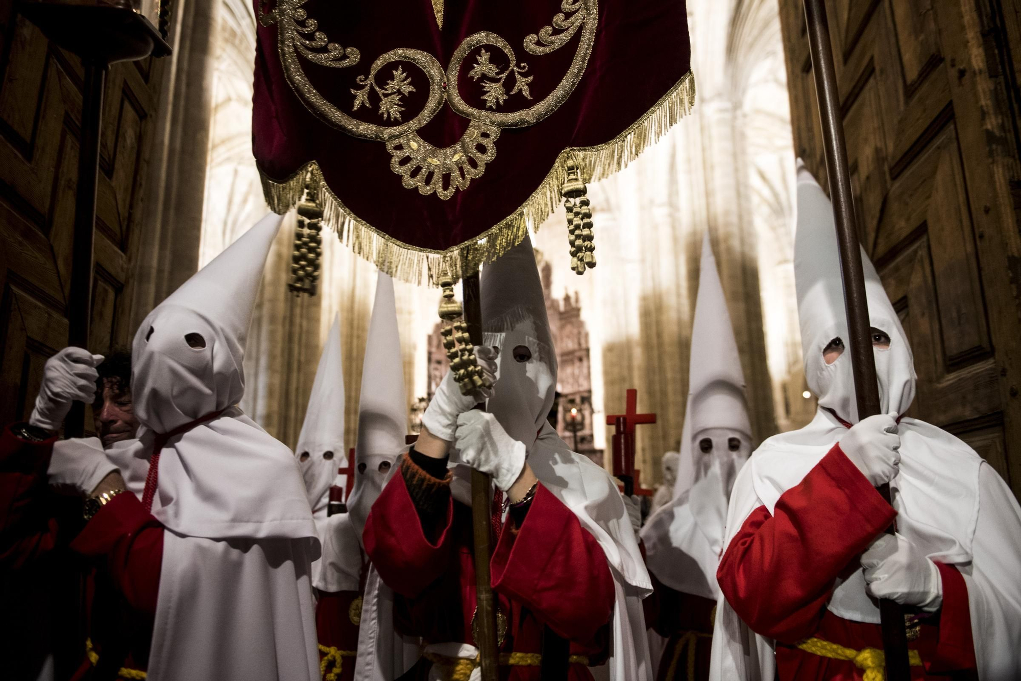 La Virgen del Buen Fin da aliento a la Semana Santa de Cáceres