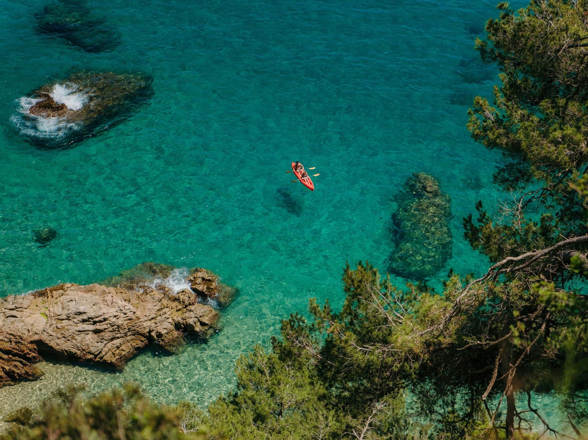 Aguas cristalinas de la Costa Brava de Lloret