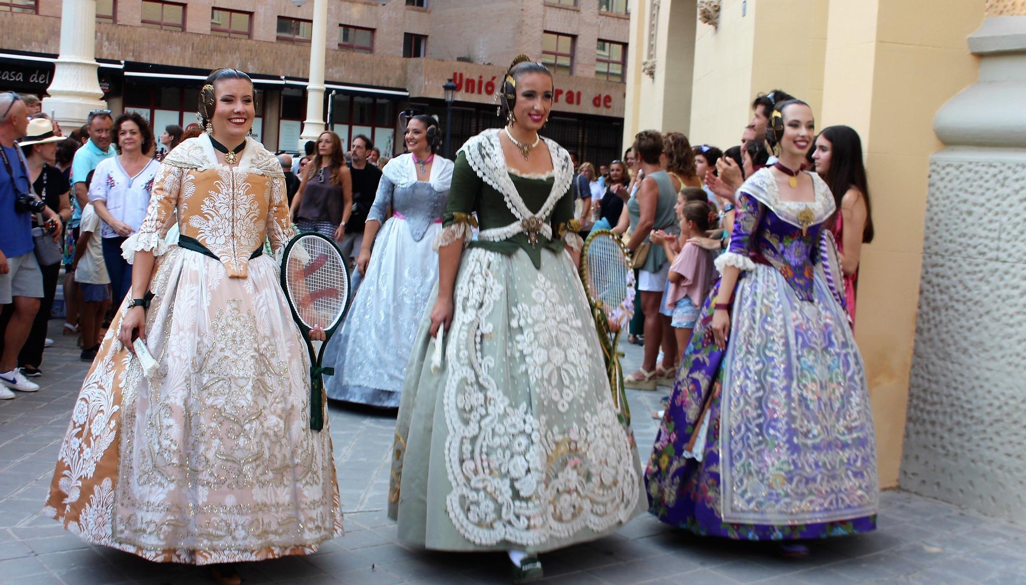 Las candidatas a falleras mayores de València, en la Batalla de Flores