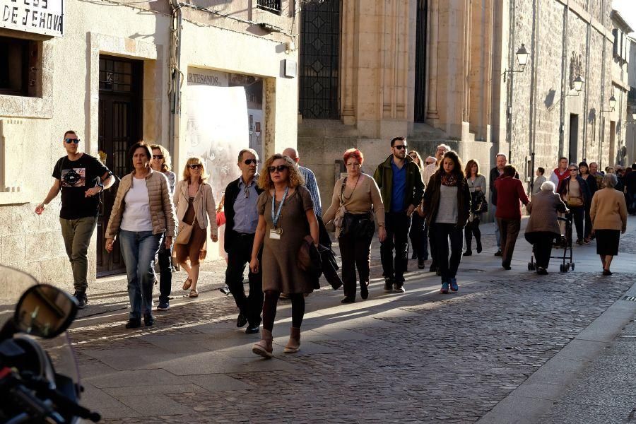 Turistas en Zamora antes de Los Santos