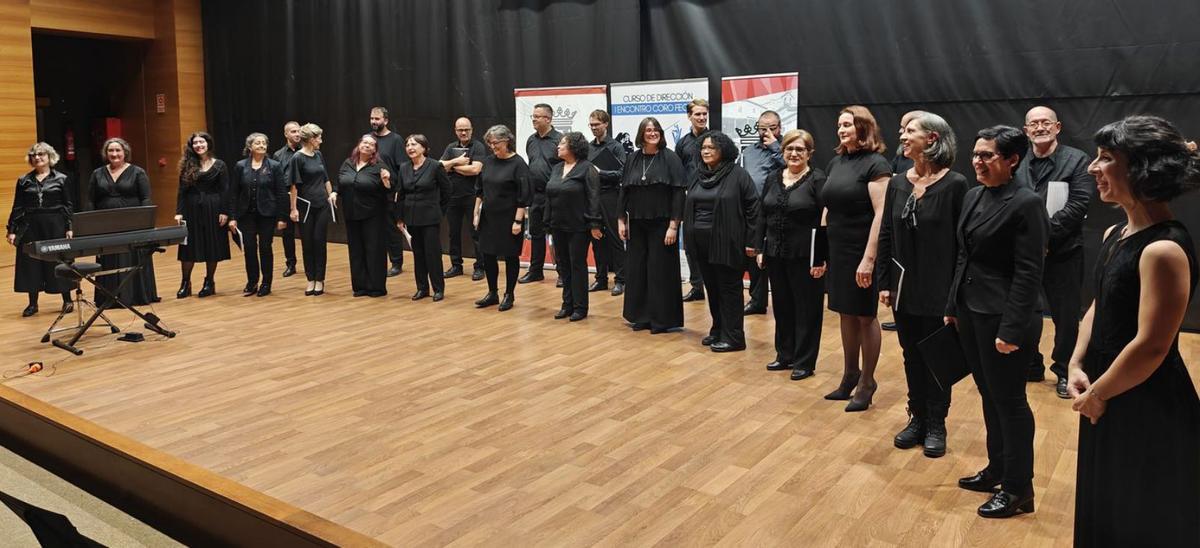 Encuentro del coro
de la Federación
Coral Galega.
// FECOGA