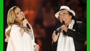 BERLIN, GERMANY - JANUARY 13: Italian duo Al Bano and Romina Power perform at the Schlagerchampions - Das grosse Fest der Besten TV Show at Velodrom on January 13, 2018 in Berlin, Germany. (Photo by Isa Foltin/WireImage). PUBLICADA MASPERIODICO 04/02/2018 P 18