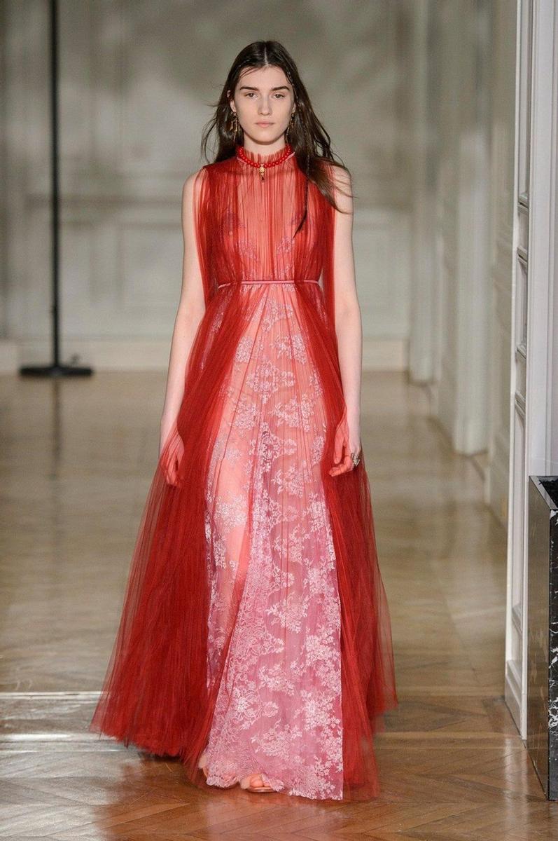 Valentino PFW O/I 17-18