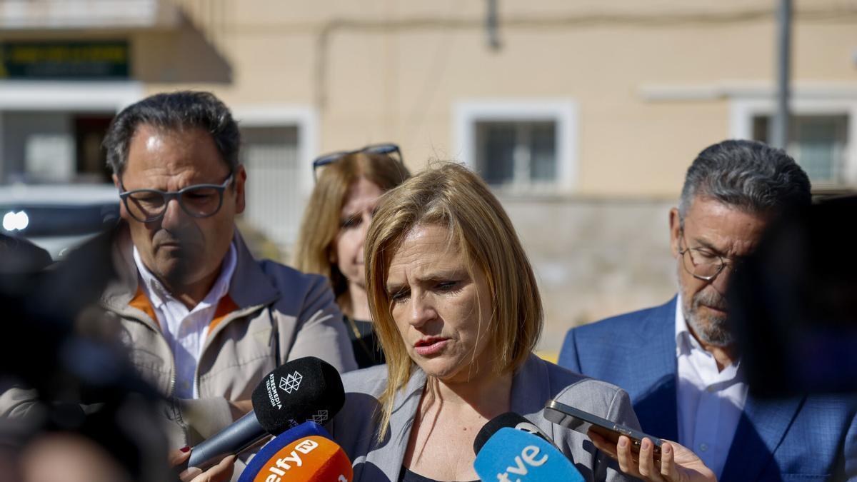 La delegada del Gobierno en la Comunitat Valenciana, Pilar Bernabé, en Dolores (Alicante)