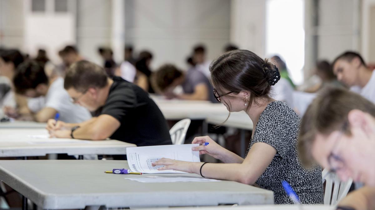 Alumnos se enfrentan a las pruebas de Selectividad en Baleares