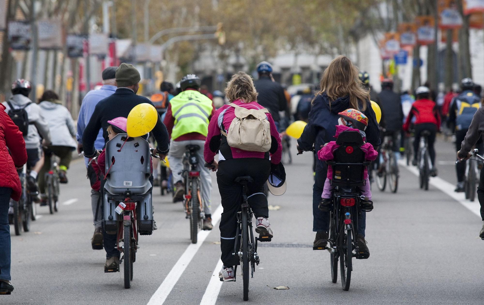 Bicibús en Barcelona, de casa a la escuela en bici