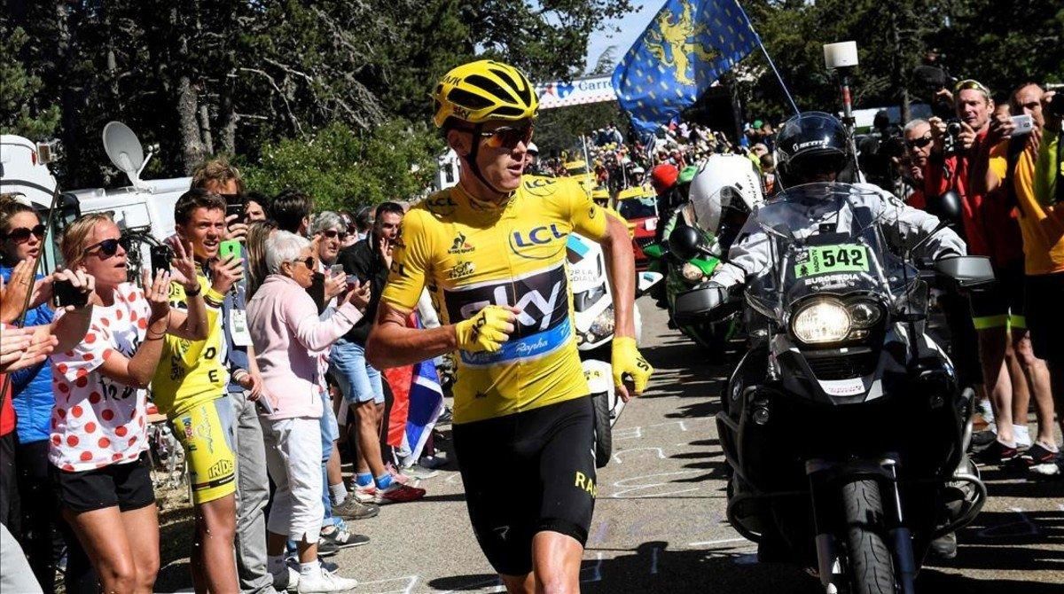 aguasch34698965 great britain s christopher froome  c   wearing the overall 160714185004