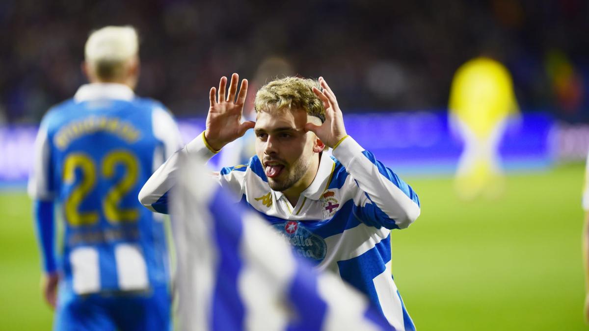 David Mella ante el Cádiz