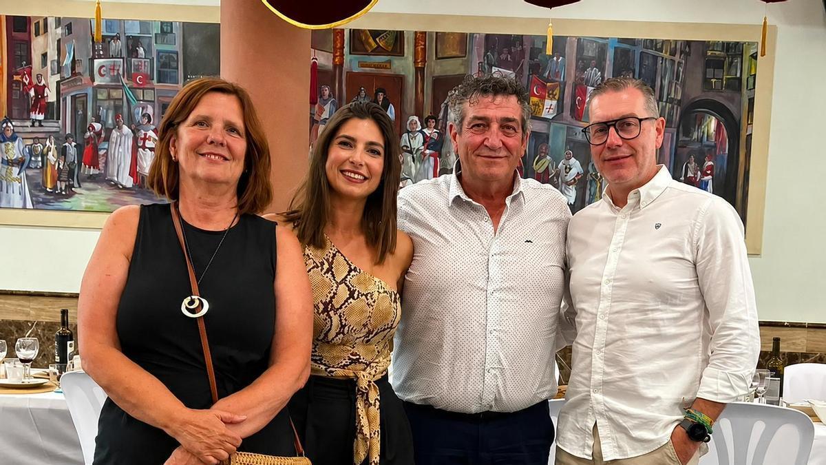 La fiesta de Sant Cristòfol en Ontinyent distingue la trayectoria profesional de personas vinculadas a la conducción