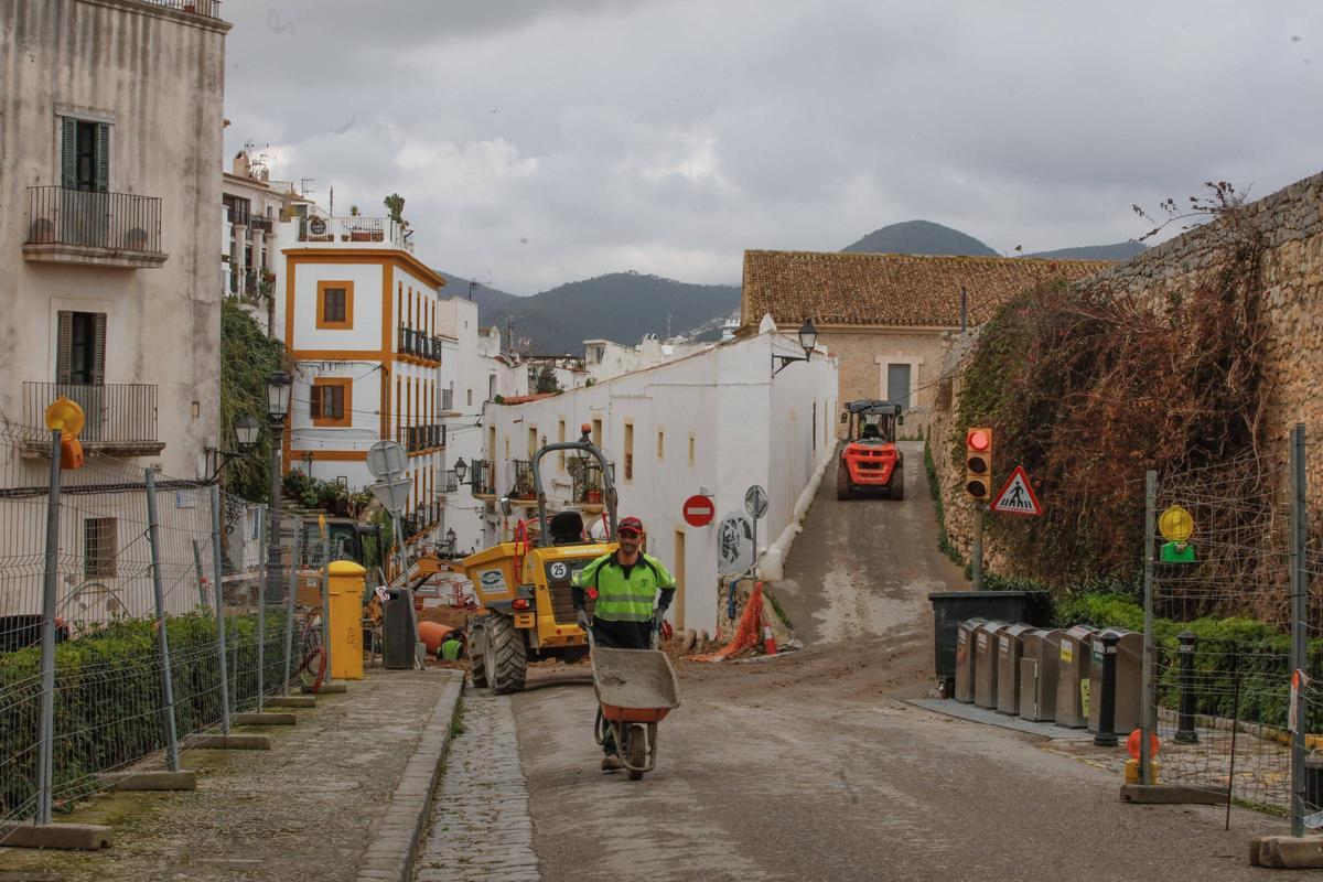Galería de imágenes de las obras en el casco histórico de Ibiza Galería de imágenes de las obras en el casco histórico de Ibiza