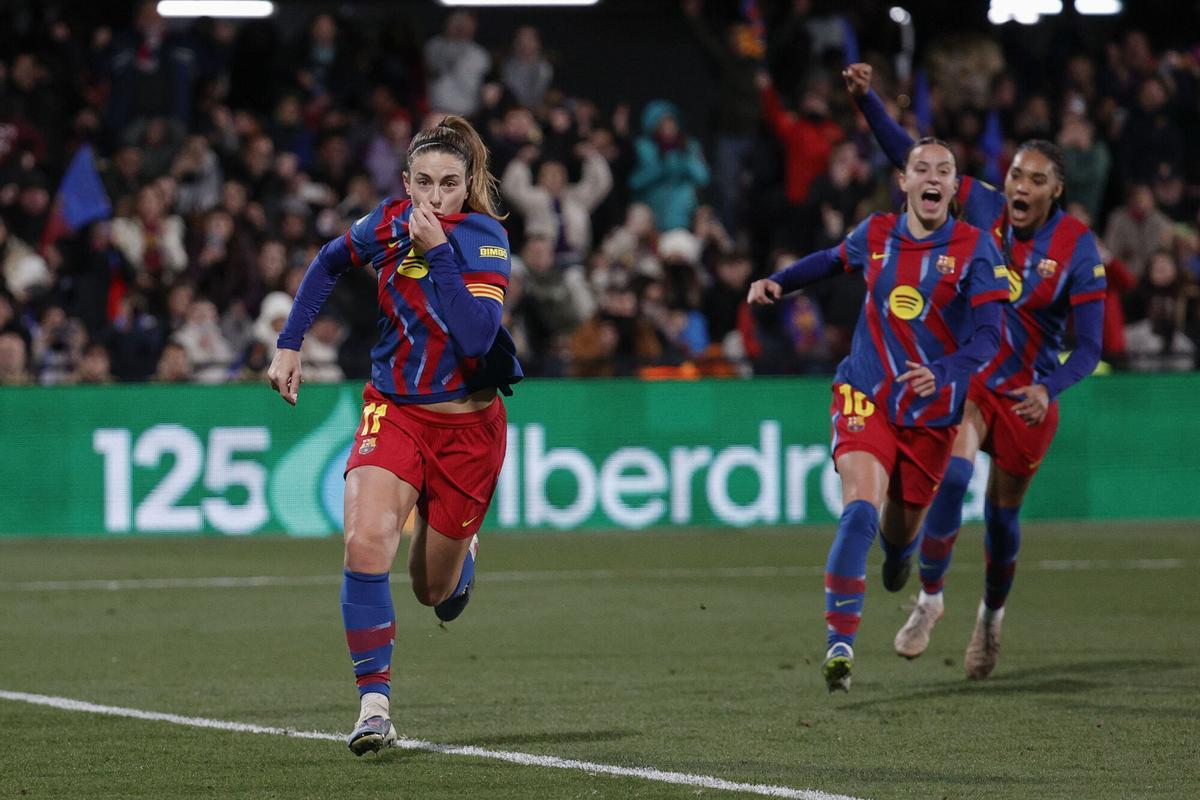 CASTELLÓN, 24/01/2026.- La jugadora del FC Barcelona, Alexia Putellas, celebra el segundo gol del equipo blaugrana durante el encuentro correspondiente a la final de la Supercopa de España que disputan hoy sábado FC Barcelona y Real Madrid en el estadio Castalia de Castellón. EFE / Manuel Bruque.
