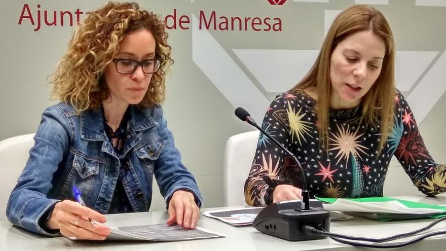 La tècnica Laura Sellarès i la regidora d&#039;Ocupació i Emprenedoria, Cristina Cruz.