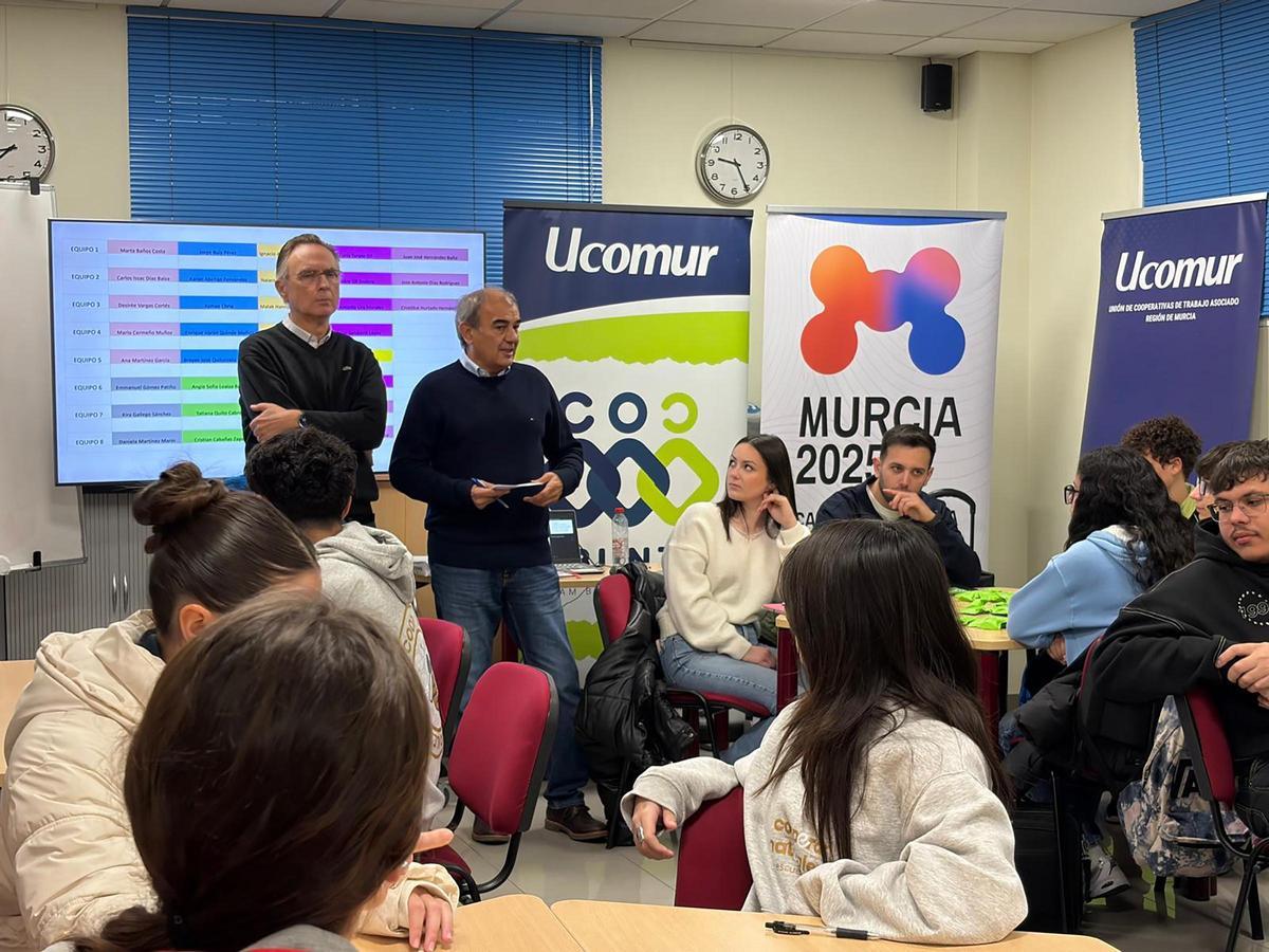 Juan Antonio Pedreño, presidente de Ucomur y Ucoerm, asistió a este Hackathon Coopimpact.