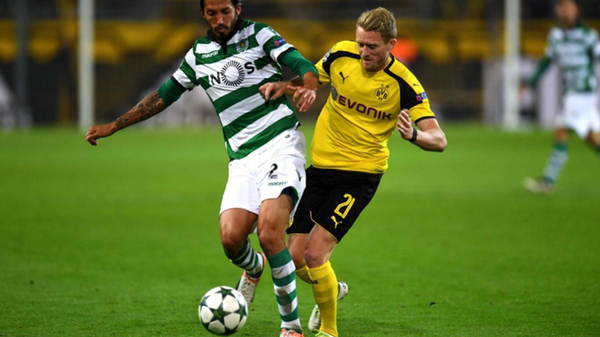 Una imagen entre el Borussia de Dortmund y el Sporting. Al final, victoria por la mínima para el cuadro alemán (1-0)