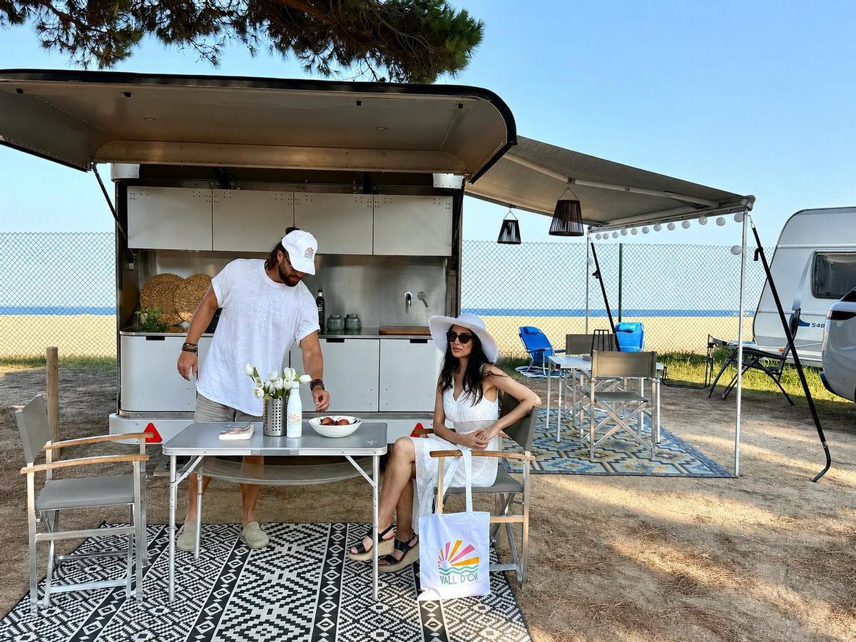 El Càmping Vall d'Or, a primera línia de mar a Platja d’Aro.