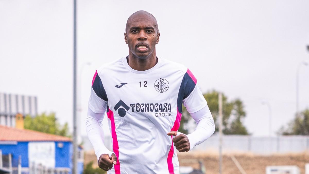 Allan Nyom regresa libre al Getafe