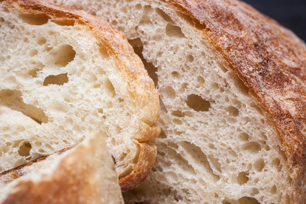 ¿La miga del pan engorda más que la corteza? Y otras sorprendentes verdades sobre nutrición