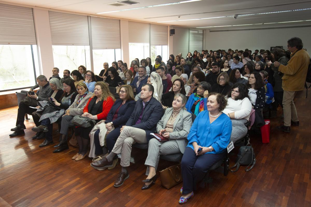 Asistentes a la jornada sobre Ciencia en femenino