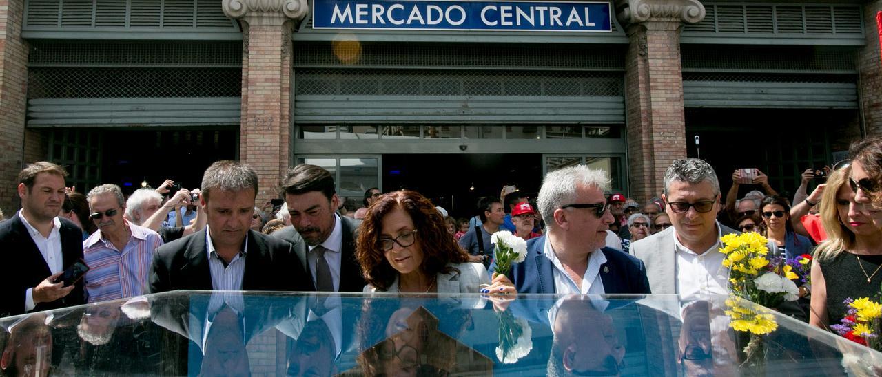 Acto de homenaje a las víctimas del Mercado Central en 2019