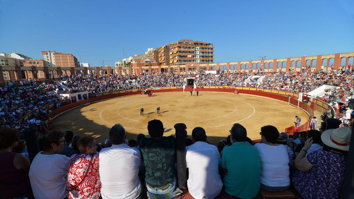 Imagen de archivo de un evento taurino en la plaza de toros de Vinaròs