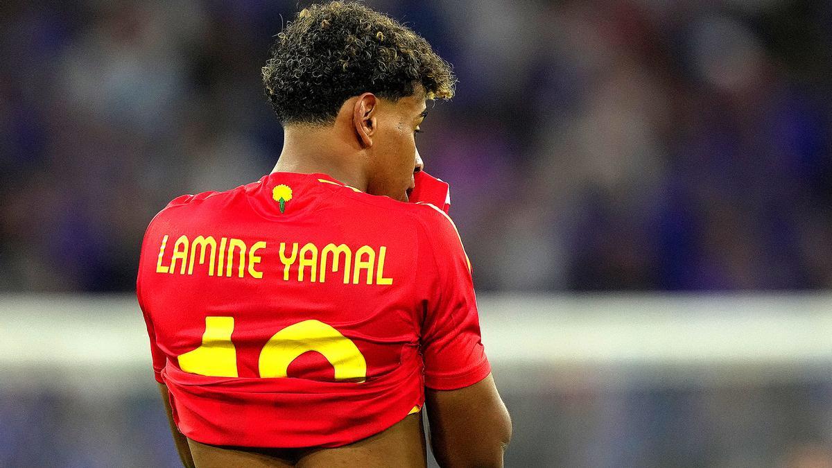 El Barça hace oficial el nuevo dorsal de Lamine Yamal