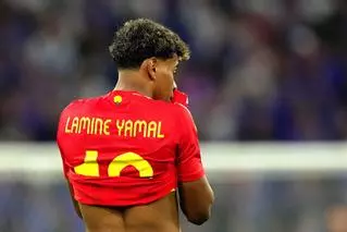 El Barça hace oficial el nuevo dorsal de Lamine Yamal