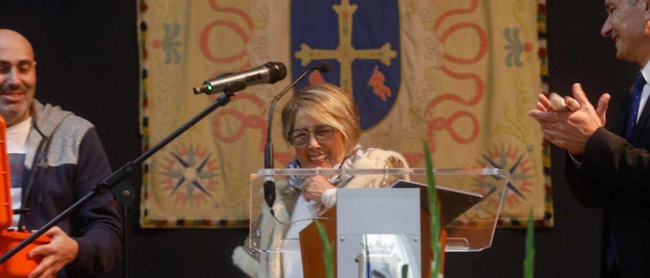 Rosa Somoano tras dar al botón del chupinazo.| Mara Villamuza