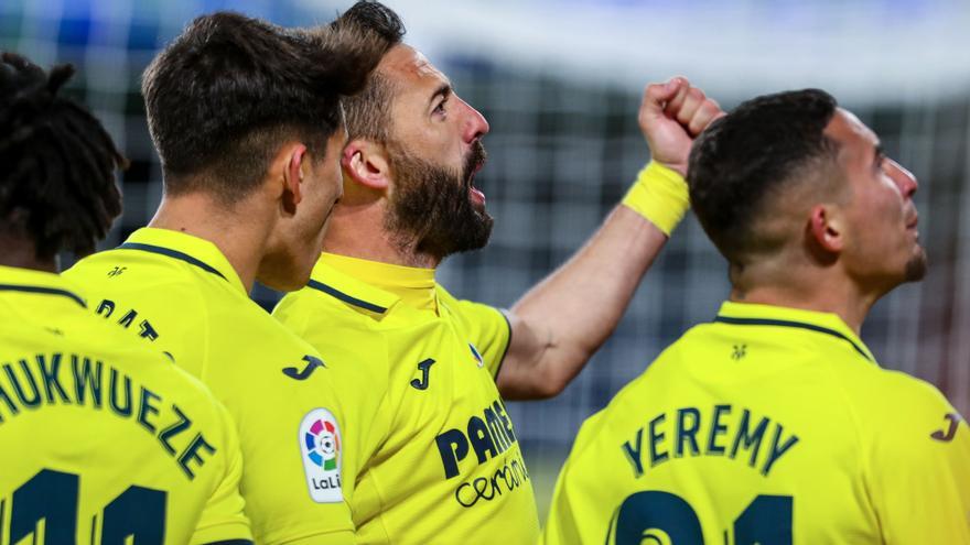 Morales celebra el segundo tanto del Villarreal ante el Getafe.