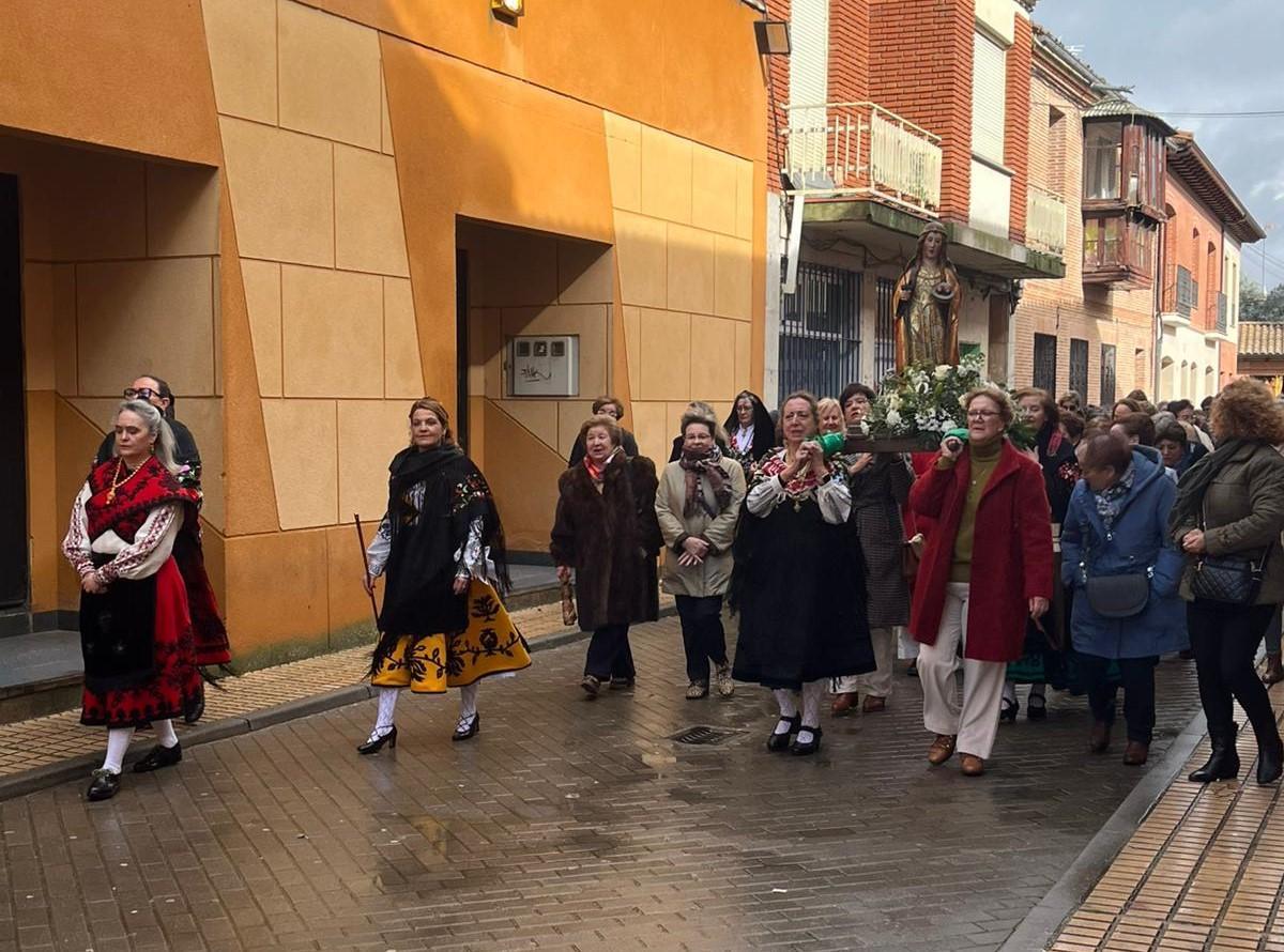 GALERÍA | Las mujeres de Villalpando honran a Santa Águeda